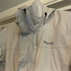 Lightweight Women’s Marmot Rain Jacket
